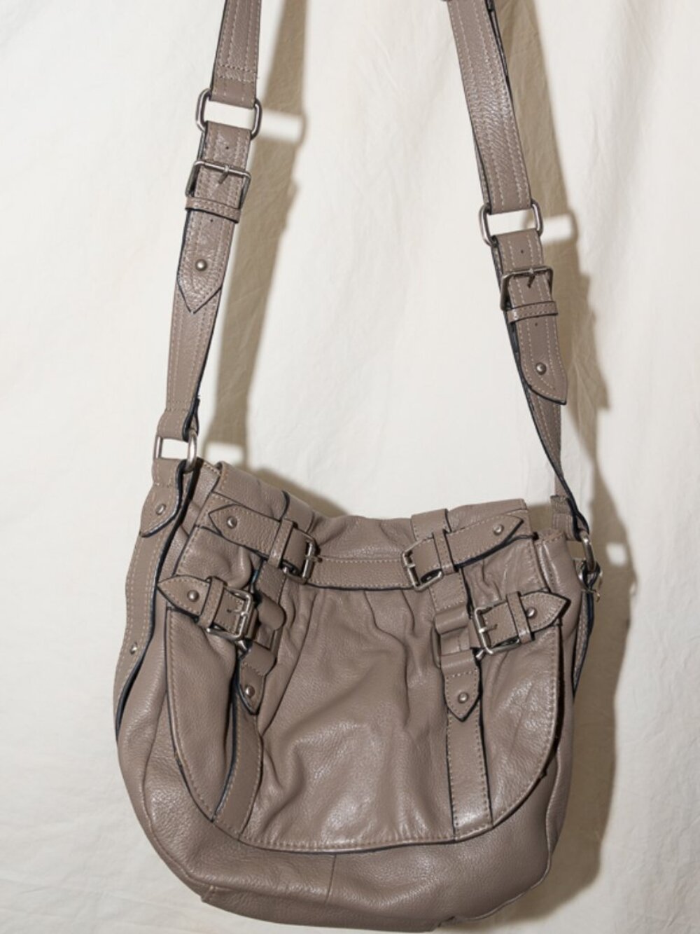Vince Camuto Leather Bag in Frost Grey